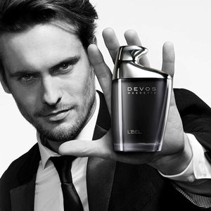 200083940 galeria3 devos magnetic fragancia masculina modelo con frascp 200083940 galeria3 devos magnetic fragancia masculina modelo con frascp